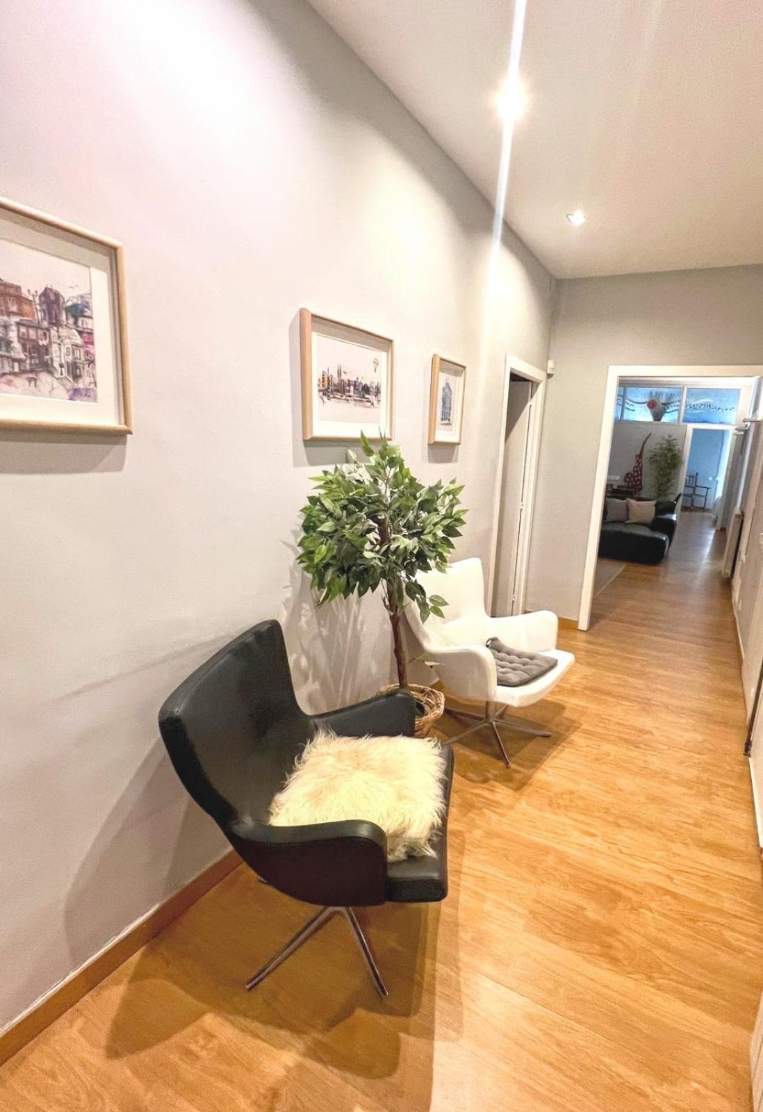 Luxury Central Apartment บาร์เซโลนา ภายนอก รูปภาพ